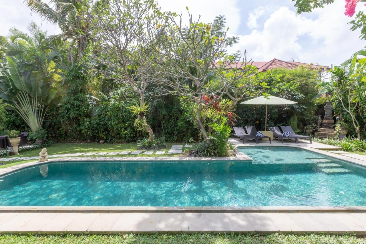 Villa Poppy Seminyak Kültér fotó